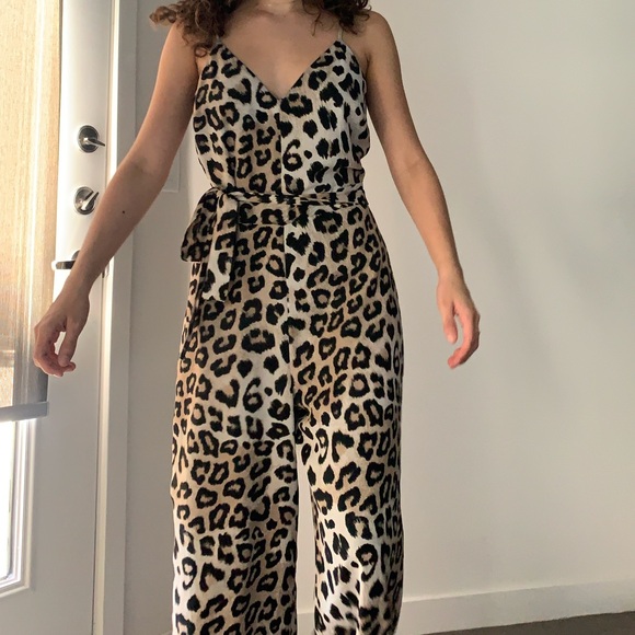 NWOT Banana Republic Leopard Jumpsuit - Picture 5 of 10